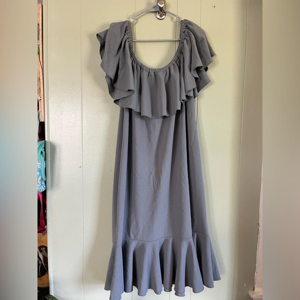 Elegant Gray Ruffle Dress